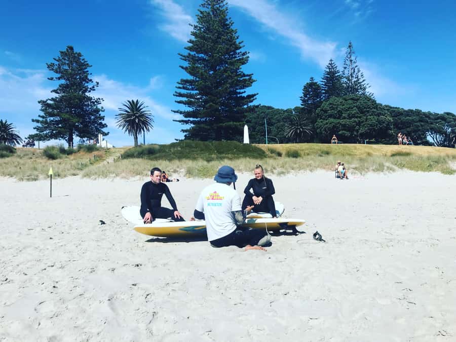 Mount Maunganui: Group Beginner Surf Lesson - The first 15 minutes: safety before surfing