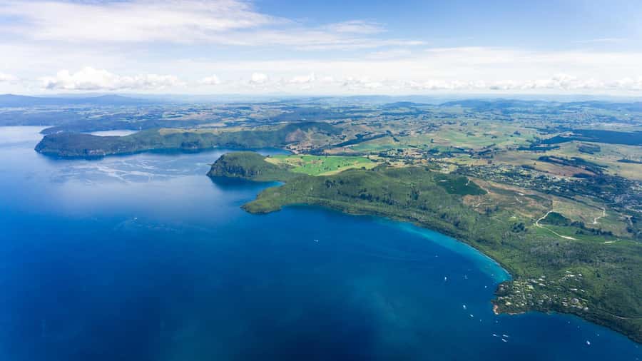 Mount Ruapehu Scenic Flight from Tauranga - What the small aircraft means for comfort
