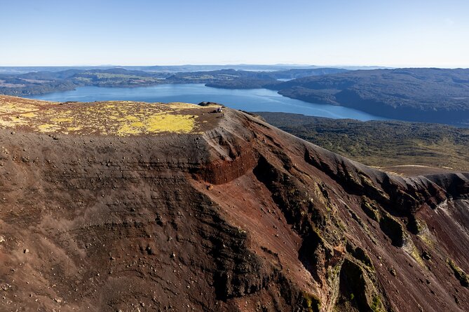 Mount Tarawera Volcanic Adventure by Helicopter - The short flight from Rotorua’s lakefront
