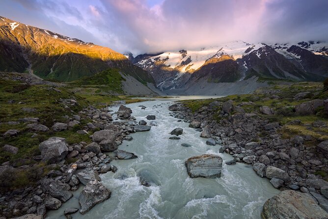 (MT) Mount Cook Return Day Tour Via Lake Tekapo from Christchurch - Lake Pukaki brings bigger mountain views