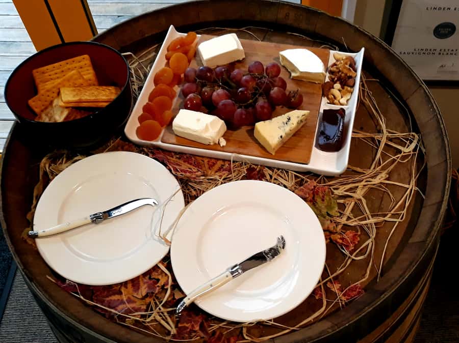Napier: Afternoon Winery Tour Tasting at 3 Great Wineries - Why this five-hour afternoon works well