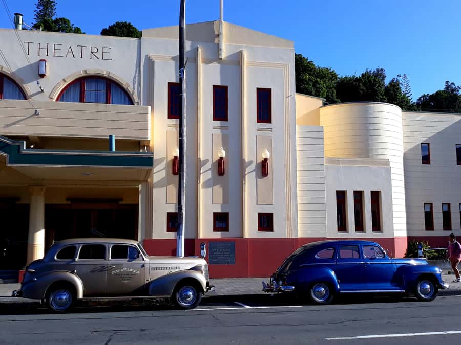 Napier: Art-Deco + Te Mata Peak+ Garden Walk + Wine Tasting - Te Mata Peak and the Heretaunga Plains