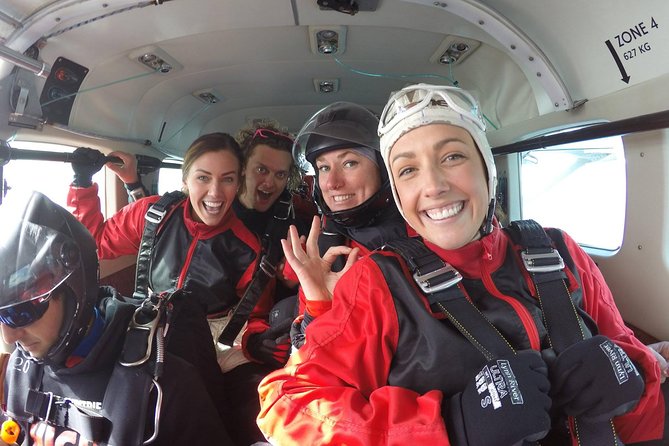 NZONE Skydive Queenstown - Freefall at up to 200 kilometers per hour
