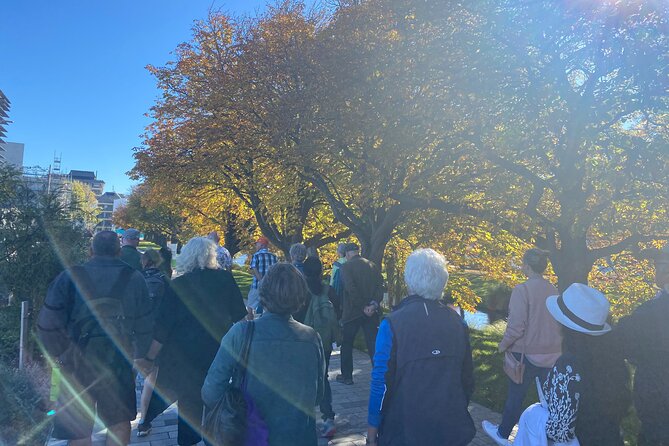 Ōtautahi: Christchurch Small-Group Inner City Food Walking Tour - Why the guide makes the difference