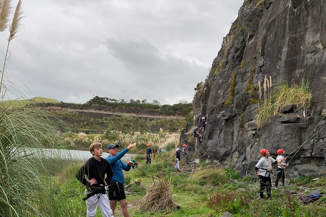 Outdoor Rock Climbing Auckland - Climbing on Auckland’s basalt and columnar rock