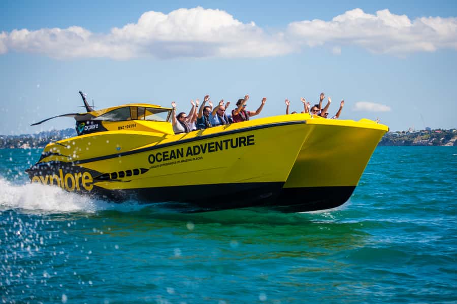 Paihia: Hole in the Rock Fast Boat Ocean Adventure - How rough is the ride?