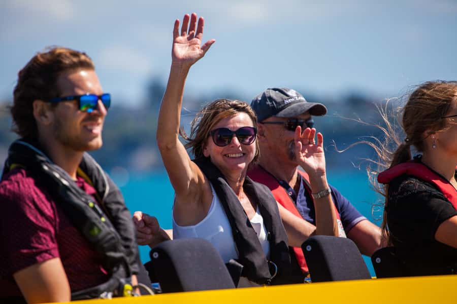 Paihia: Hole in the Rock Fast Boat Ocean Adventure - The catamaran ride from Paihia