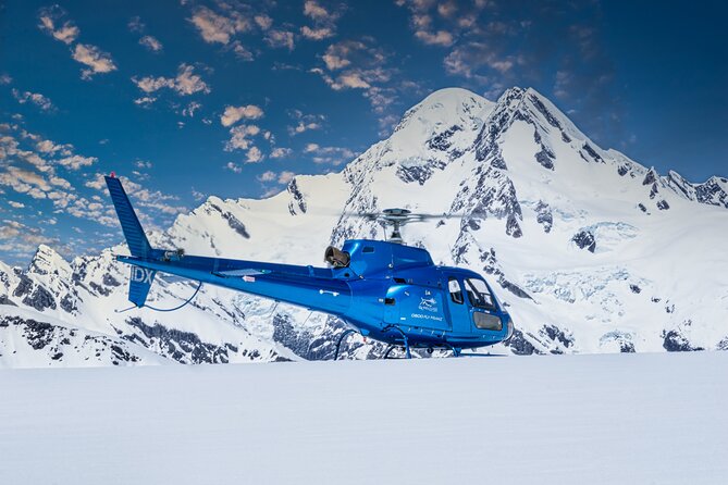 Pilot’s Choice: 2 Glaciers & Snow Landing – 35min - Franz Josef Glacier from above