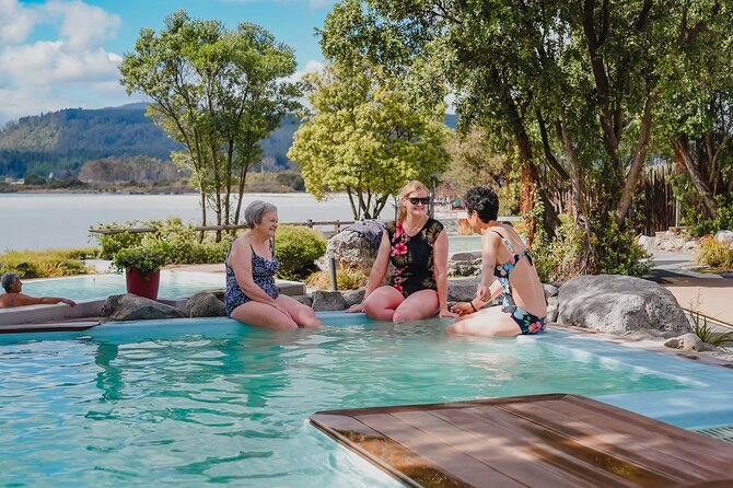 Polynesian Spa Rotorua: Pavilion (12+ yrs) Hot Pool Bathing - What the Pavilion experience is really like