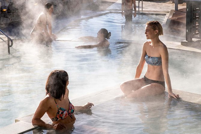 Polynesian Spa Rotorua: Pavilion (12+ yrs) Hot Pool Bathing - Try the reflexology walk between soaks