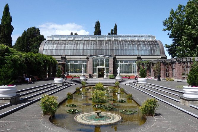 Private Auckland City Tour For Small Group in a luxury vehicle. - Why this private Auckland tour works well for a short stay