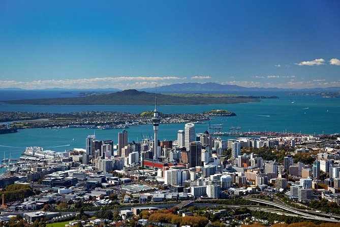 Private Auckland City Tour For Small Group in a luxury vehicle. - Maungawhau gives you Auckland from above