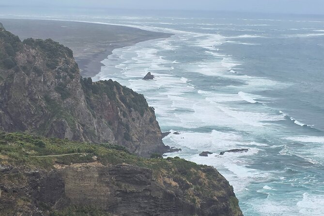 Private Auckland West Coast Karekare Falls, Rainforest and Piha - Mercer Bay supplies the tour’s main walk