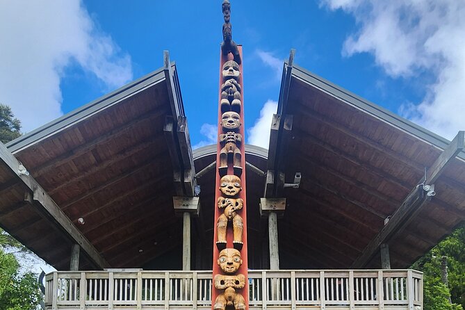 Private Auckland West Coast Karekare Falls, Rainforest and Piha - Karekare Falls brings you into the forest