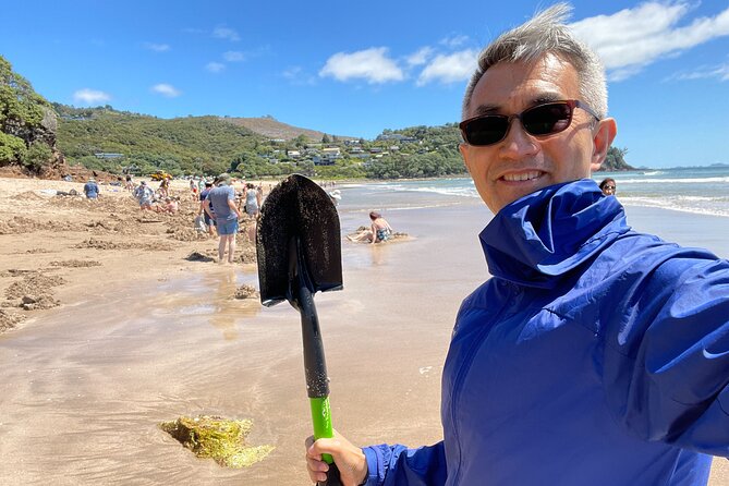 [PRIVATE] Cathedral Cove and Hot Water Beach - Hot Water Beach and the supplied shovel