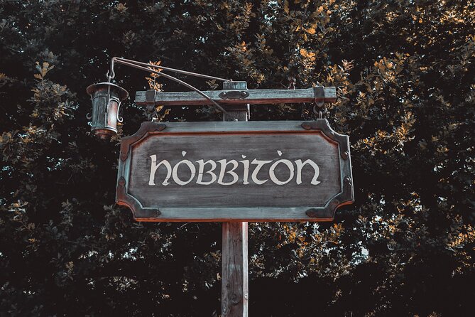 Private Hobbiton & Blue Springs Day Trip from Auckland - Is $527.49 per person good value?