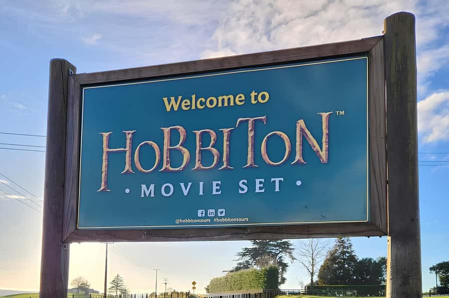 Private Hobbiton & BlueSprings & Redwood forest fromAuckland - Why this private North Island day trip works