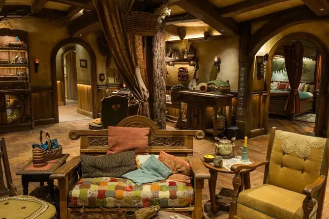Private Hobbiton & Waitomo Caves Transfer from Auckland - Why this Auckland day trip works