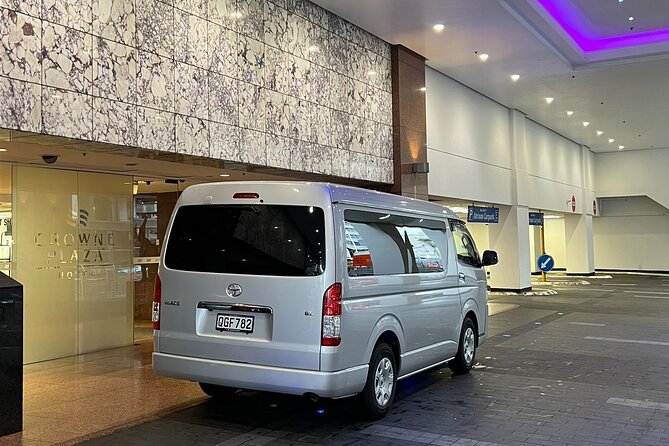 Private Mini Van Transfer From Auckland City To Auckland Airport - Planning the pickup around your flight