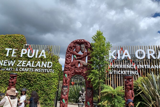 Private Rotorua Tour - Auckland Tour House - A private vehicle changes the feel of the day