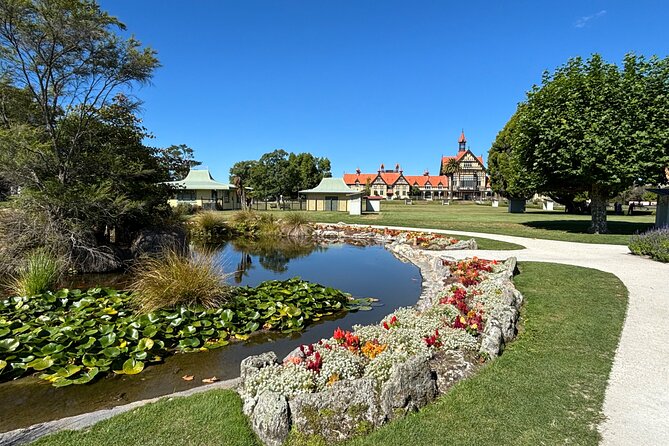 Private Tour Rotorua + Blue springs + WaiOtapu + Redwood forest - Redwood Forest and a short walk among tall trees