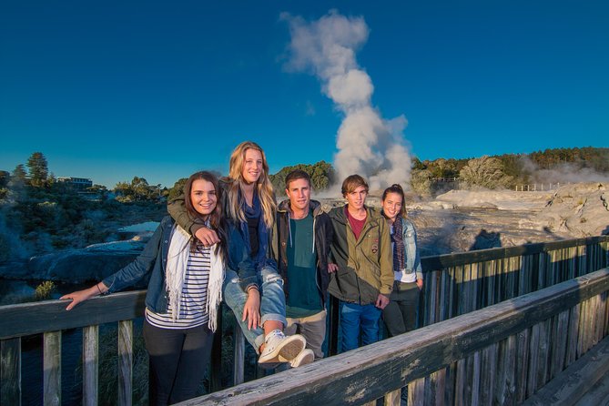 Private Tour to Rotorua’s Natural wonders and Māori Arts & craft. - The key points at a glance