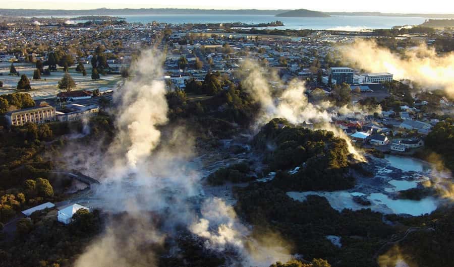 Private VIP Luxury Auckland - Rotorua Geothermal Wonderlands - Polynesian Spa turns heat into recovery