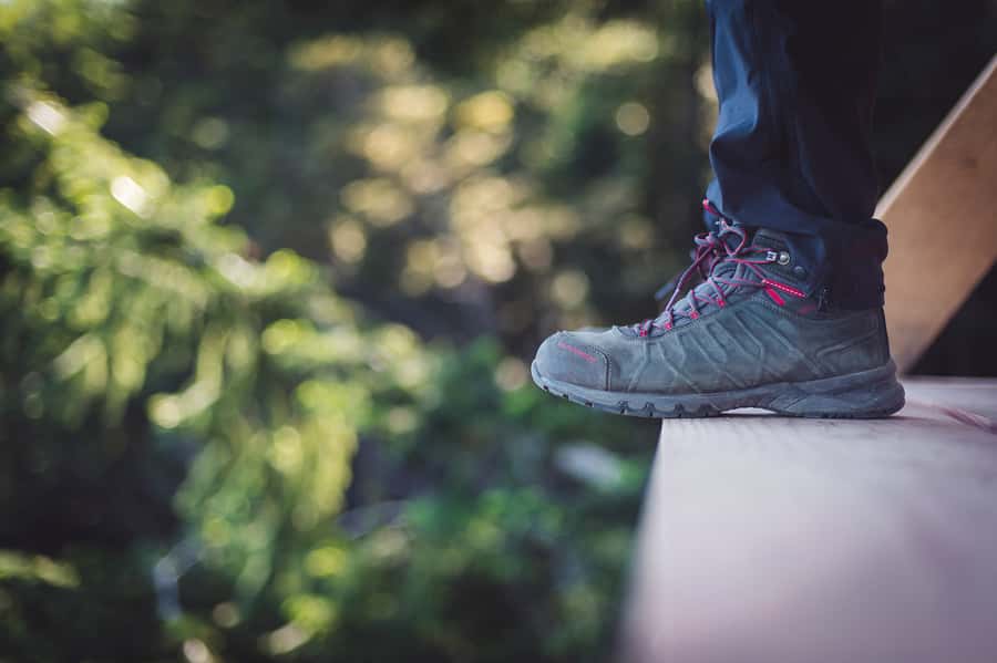 Queenstown: 1-Hour Zipline Tour with 2-Lines & 21-Meter Drop - Stories, birds, and the setting around Bob’s Peak