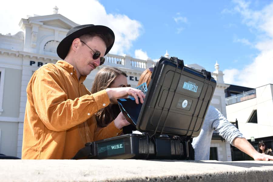 Queenstown: Augmented Reality Escape Adventure - How the adventure unfolds