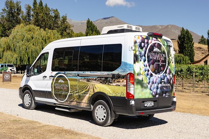 Queenstown Classic Wine Tour: 3 Winery Visits, Cave Tour & Cheese - The first winery: start with a broad taste of Otago