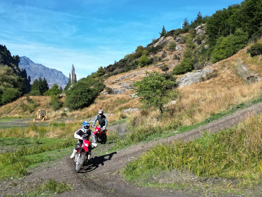 Queenstown: Dirt Bike Tour for Beginners - Choosing between 125cc and 400cc trail bikes