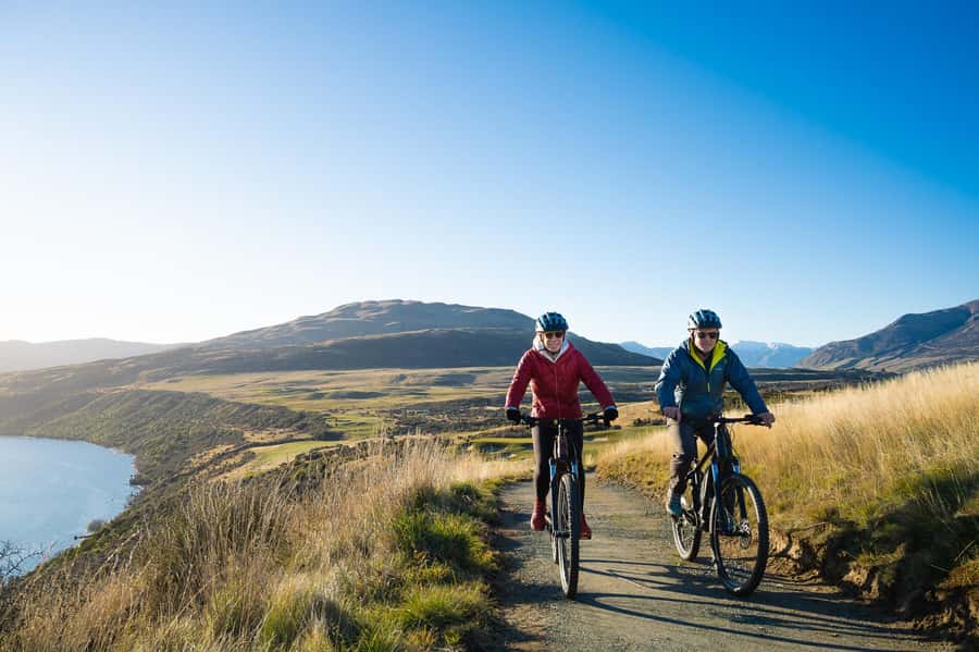 Queenstown: E-bike Hire on the Queenstown Trail - What the e-bike changes on the trail