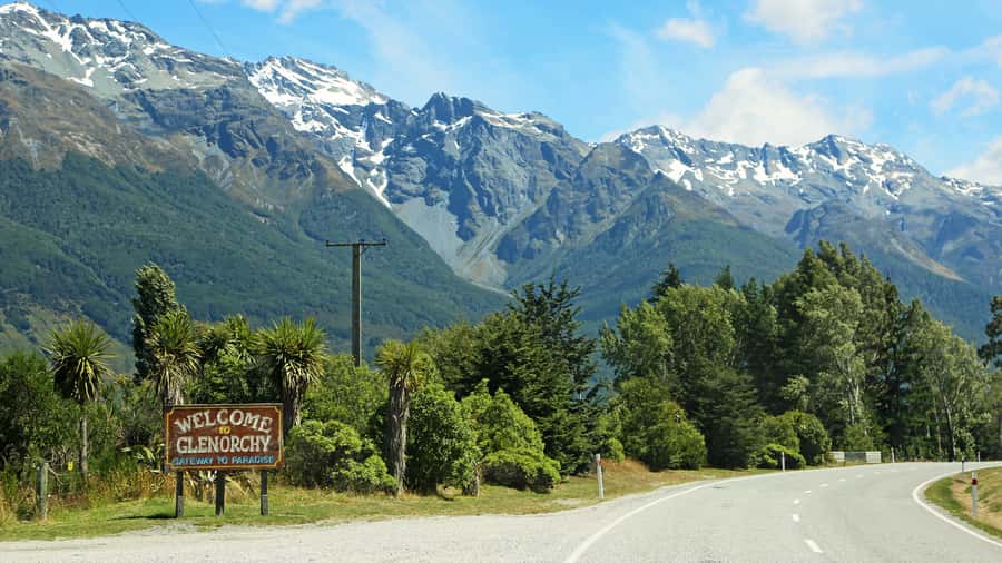 Queenstown: Glenorchy Private Day Tour with a Local Guide - Leaving Queenstown for Moke Lake