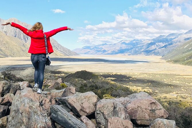 Queenstown Half-Day Canyoning Adventure - Changing rooms, showers, and hot drinks