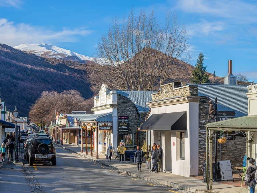 Queenstown: Highlights Tour with Wine Tasting - Pickup From Five Queenstown Hotels