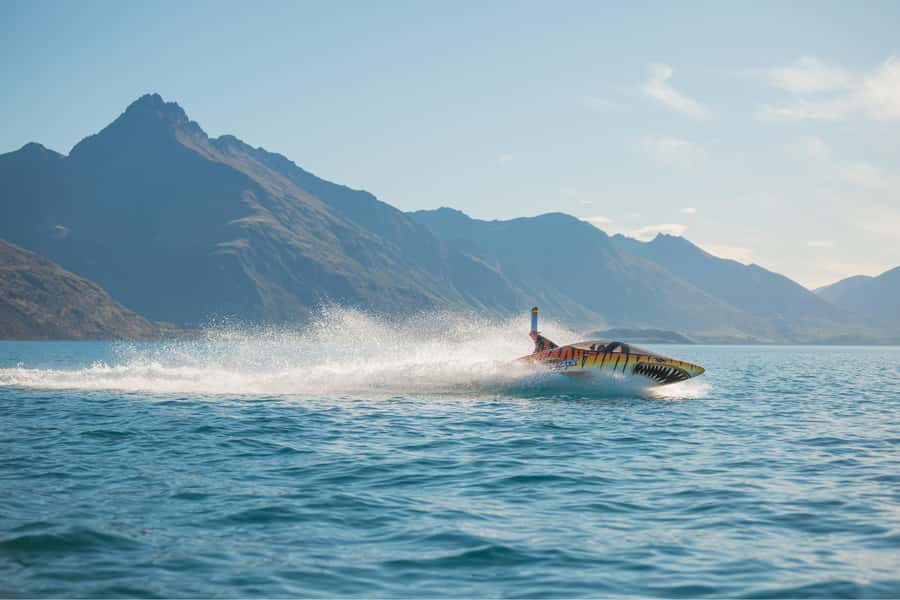 Queenstown: Hydro Attack Shark Ride - Below the surface at 40 kph