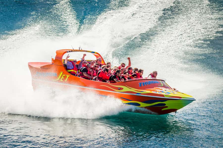 Queenstown: Jet Boat Adventure with Thunder Jet - The 360-degree spins and the wet-seat question
