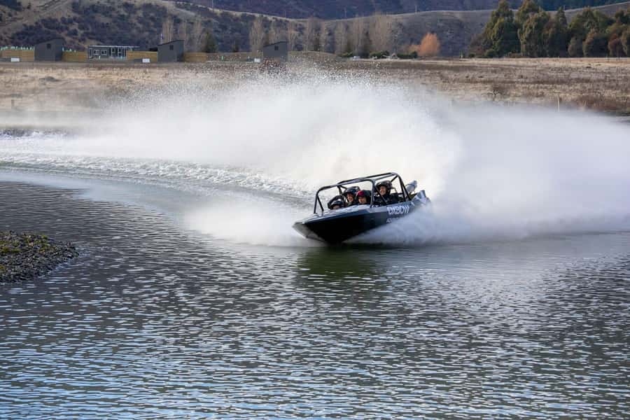 Queenstown: Jet Sprint Boating Experience at Oxbow Adventure - The first few seconds set the tone