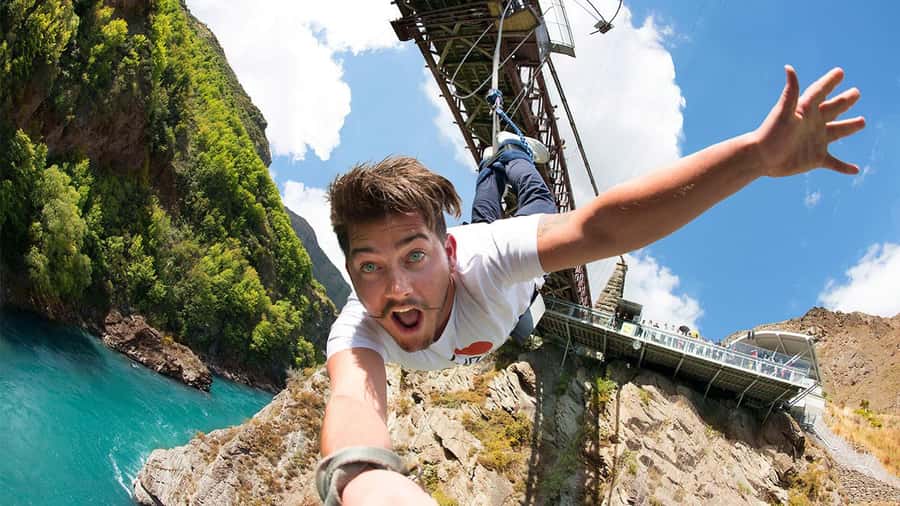Queenstown: Kawarau Bridge Bungy - World's First Bungy! - Key points at a glance