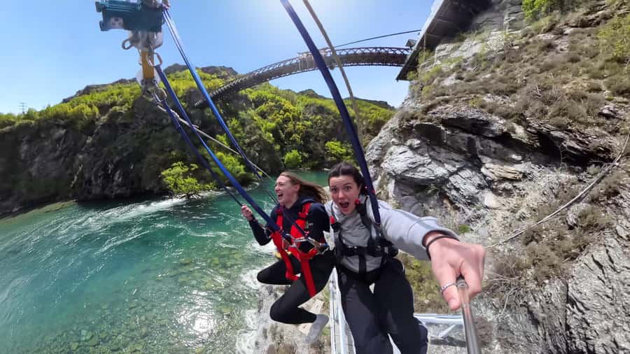 Queenstown: Kawarau Swing! (Solo, Tandem or Triple!) - Arriving at the Kawarau Bungy Centre
