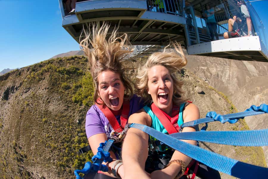Queenstown: Nevis Bungy & Swing Combo - Leaving Queenstown for the Nevis Valley