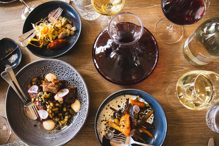 Queenstown: Premium Full-Day Central Otago Wine Tasting Tour - Key things to know before booking