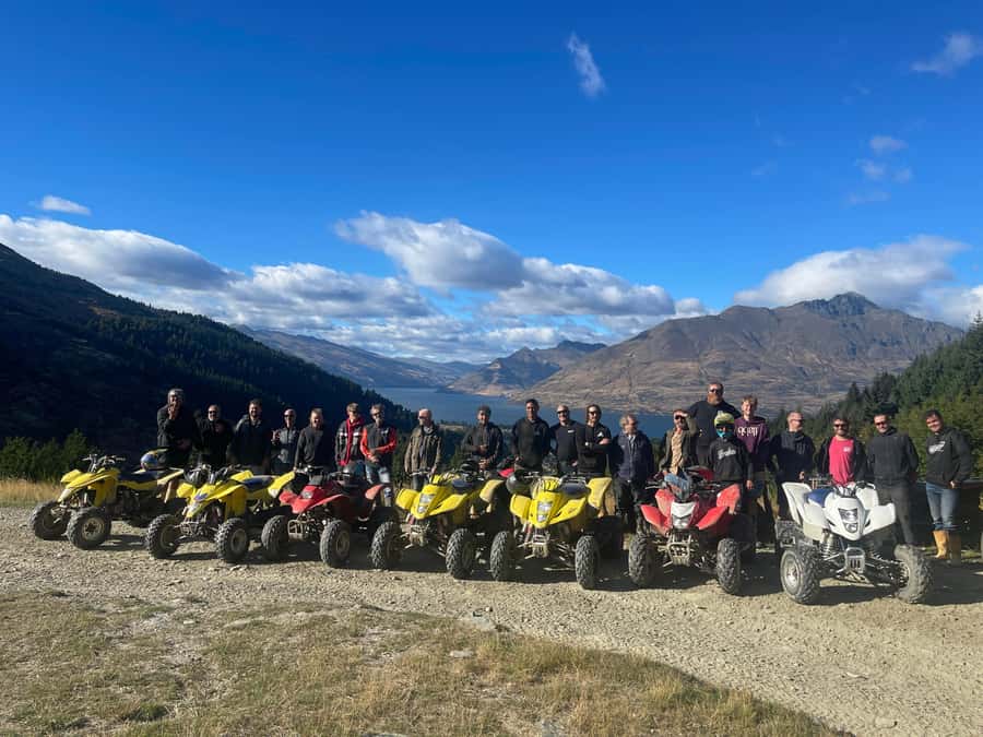 Queenstown: Quad Bike Tour - From Shotover Street to the Adventure Park