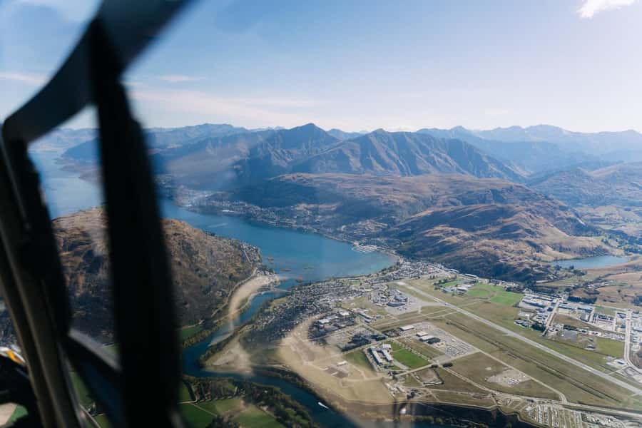 Queenstown: Remarakbles Helicopter Tour with Alpine Landing - Why this short flight works in Queenstown