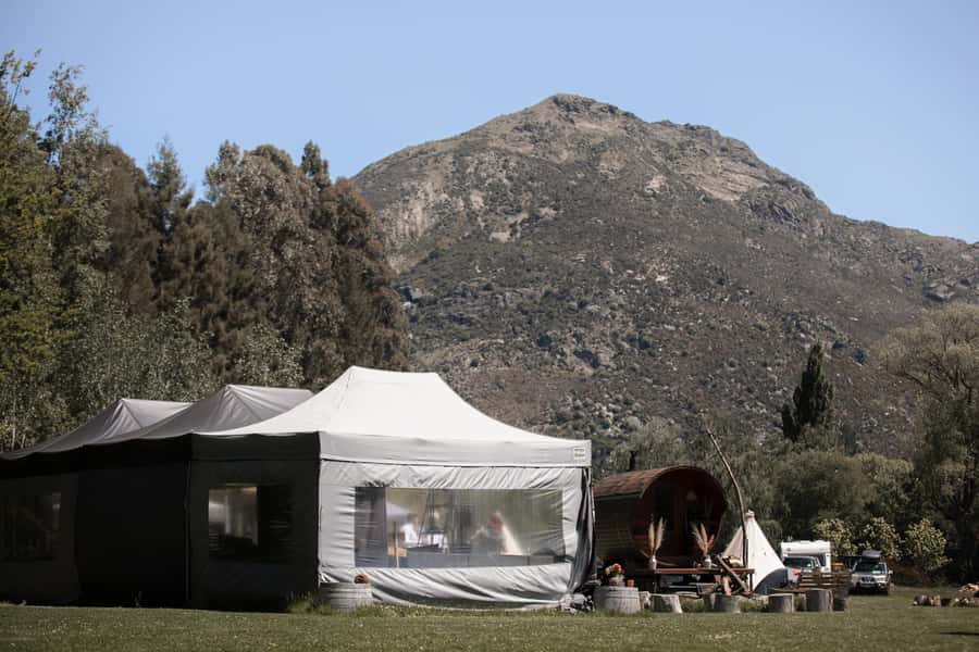 Queenstown: Riverside Sauna and Cold Plunge Experience - What to bring and how to prepare