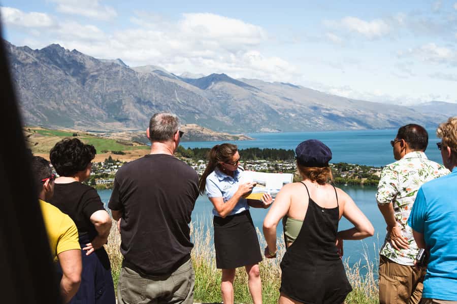 Queenstown: Scenic Highlights, Tour with Wine & Lake Cruise - Gibbston and the Kawarau Bungy Bridge