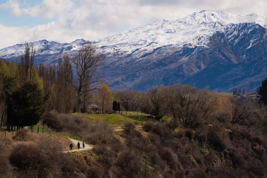Queenstown: Self-Guided Bike Ride on the Arrow Bridges Trail - From Queenstown to Arrowtown in 25 minutes