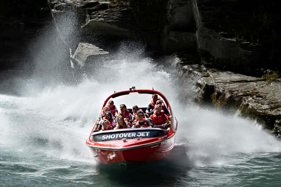 Queenstown: Shotover River Extreme Jet Boat Experience - Key points to know before you book