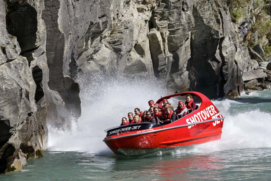 Queenstown: Shotover River Extreme Jet Boat Experience - The 25-minute Shotover Jet ride