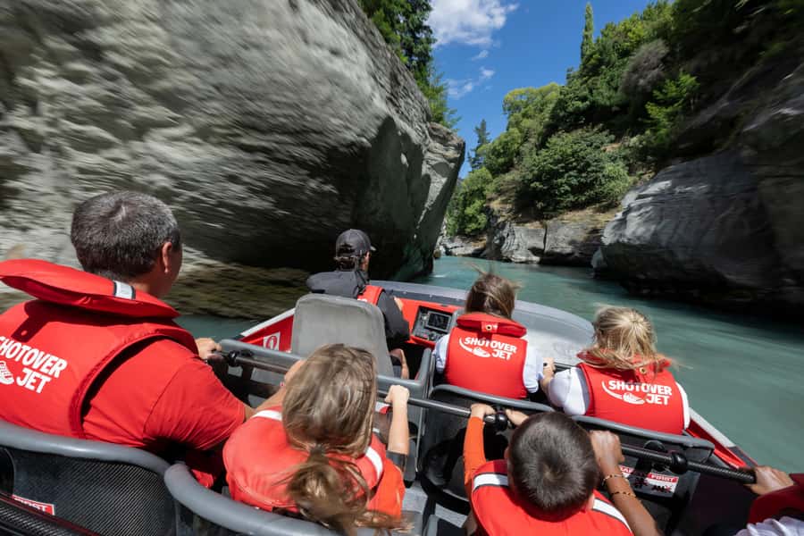 Queenstown: Shotover River Extreme Jet Boat Experience - Who should book this Queenstown activity?